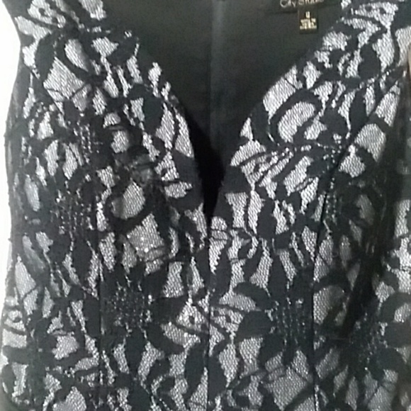 Prom / Homecoming Dress - Picture 2 of 4